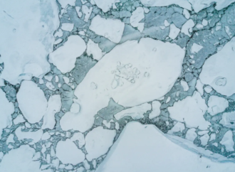 Yeni çalışma: Buzulların erimesi sonucu deniz seviyeleri bu yüzyılda iki santimetre yükseldi