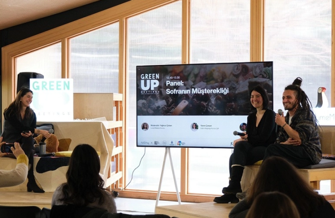 Green Up Meetings No.6 Kamusal Sürdürülebilirlik için Kültür-Sanat ve Müşterekler temasıyla gerçekleştirildi