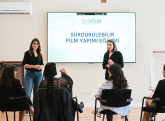“Film sektörü toplumsal dönüşüm yaratabilecek bir potansiyele sahip.” 