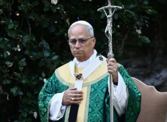 Papa Leo XIV iklim değişikliğini alaya alanları sert dille uyardı