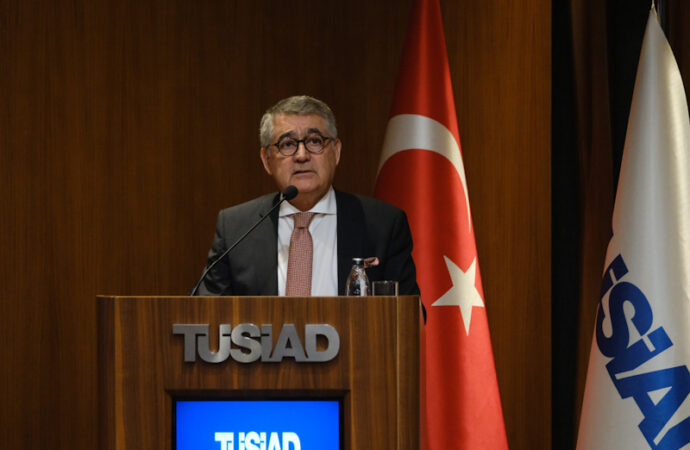 TÜSİAD ve EBRD “Yönetim Kurullarında Kadınların Eşit Temsili için Aday Gösterme Süreçleri” toplantı serisinin ilkini gerçekleştirdi  