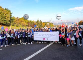 Allianz Türkiye Gönüllüleri, İstanbul Maratonu’nda iyilik peşinde koştu