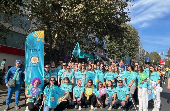 TEGV 47. İstanbul Maratonu’na katıldı “30. Yılımızda Adımlarımızla Geleceği Aydınlatıyoruz” kampanyasına bağışlar 17 Kasım’a kadar devam ediyor