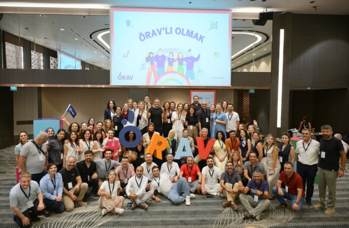 ÖRAV’dan yüzbinlerce öğretmene mesleki ve kişisel gelişim desteği