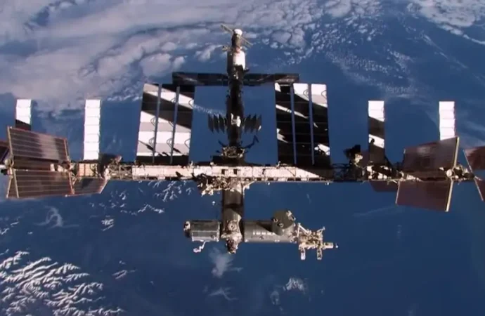 Uzay çöplerini temizlemeyi hedefleyen genç girişimci