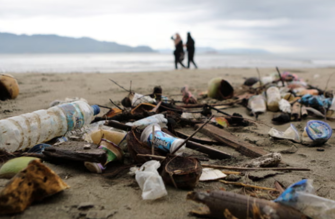 Yeniden kullanım ve iade sistemleriyle plastik kirliliği 15 yılda yok edilebilir