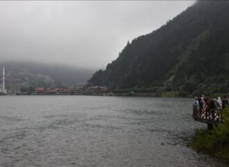 Karadeniz’in 4 gölünde plastik atık tehdidi büyüyor