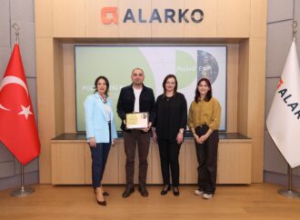 Alarko’nun “Pozitif Etki-Yeşil Yaka” Programının Yeni Mezunları Sertifikalarını Aldı