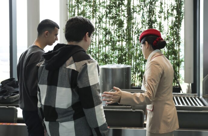 Emirates’ten İstanbul Havalimanı’nda Otizm Dostu seyahate öncü adım