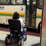 Medellín erişilebilir ulaşım için yenilikçi projeler uyguluyor