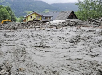 Toplumda artan iklim farkındalığı sosyal sorunların gölgesinde kalıyor