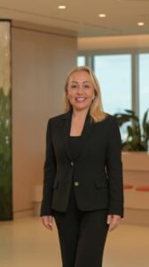 Akbank’tan kadınların iş hayatında karşılaştığı engelleri görünür kılan araştırma