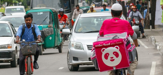 Algoritmaların gölgesinde çalışmak: Yapay zekânın görünmeyen işçileri