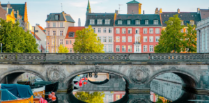 Mutluluğun haritası çıkarıldı: 2026’nın en mutlu ülkeleri açıklandı