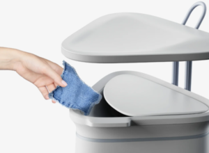 Eski giysiler saksıya dönüşüyor