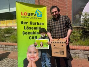 LÖSEV’in Mutlu Et Projesi Türkiye genelinde devam ediyor