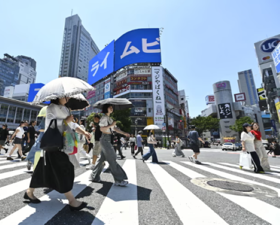Tokyo’da kamu yönetiminde şort dönemi