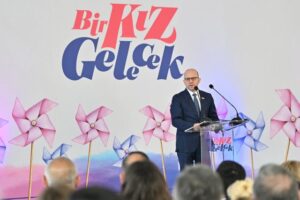 Allianz’ın 3 milyon euro’ya varan desteğiyle Koruncukköy Bolluca’da inşa edilen kız öğrenci yurdu kapılarını açtı