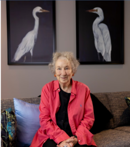 Margaret Atwood’dan kuş araştırmalarına 1 milyon Kanada doları
